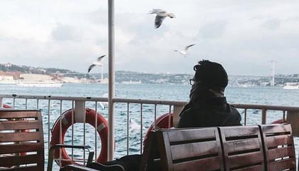 kaiyun体育-秘闻：里昂大获全胜，晋级欧冠四强！，里昂足球俱乐部欧冠